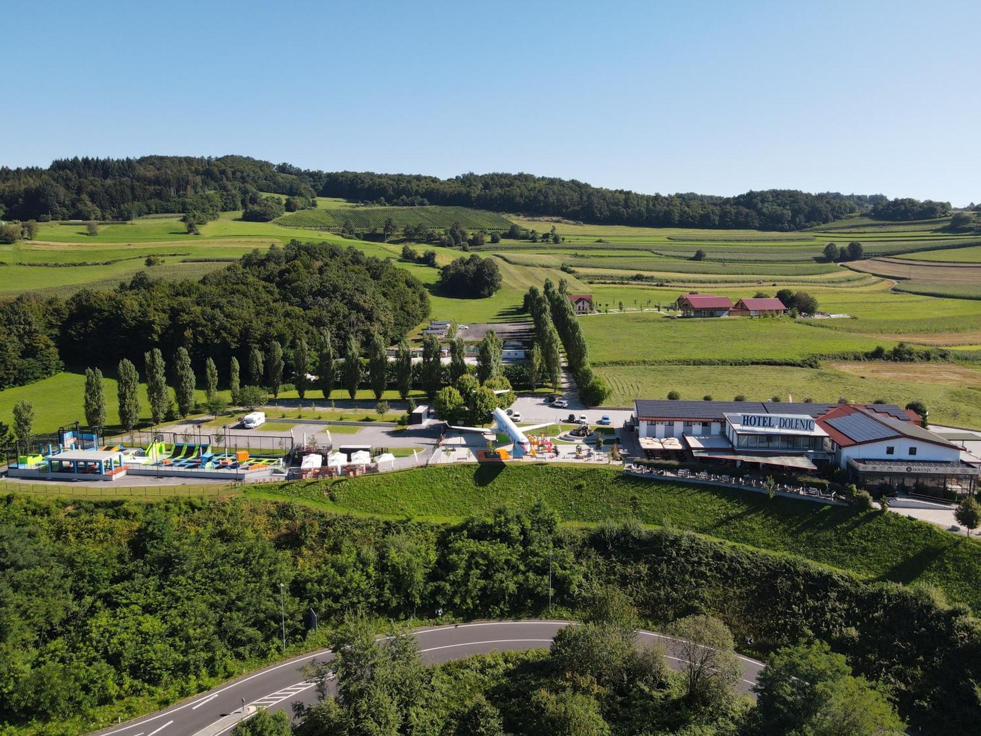 Hotel Dolenjc Novo Mesto Exterior photo